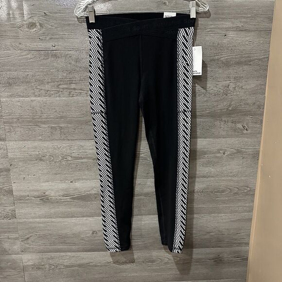 Sports Illustrated Pants - Sports Illustrated Women’s Black High Rise Ankle Leggings Size Small NWT